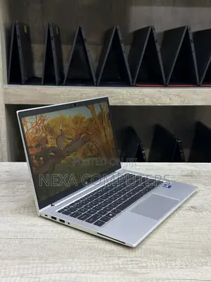Laptop HP EliteBook 830 G8 16GB Intel Core i7 SSD 512GB