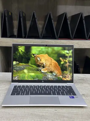 Laptop HP EliteBook 830 G8 16GB Intel Core i7 SSD 512GB
