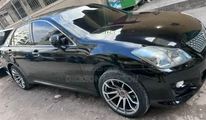 Toyota Crown 2010 Black
