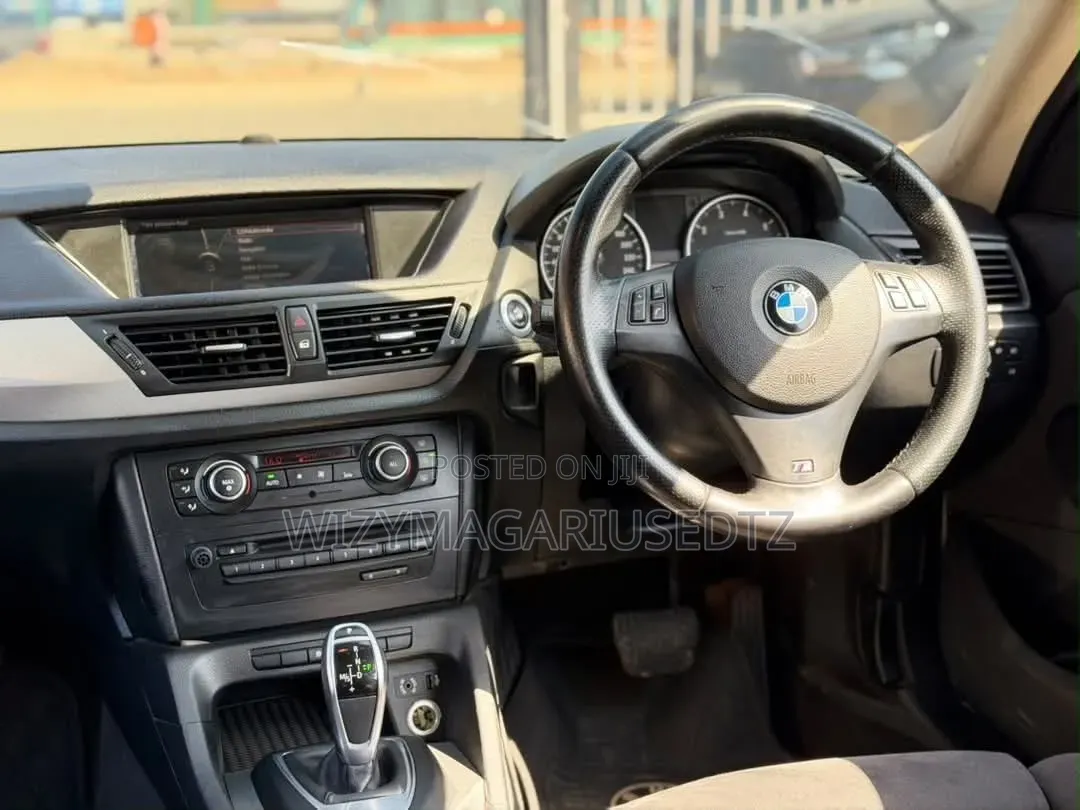 BMW X1 2012 Pearl