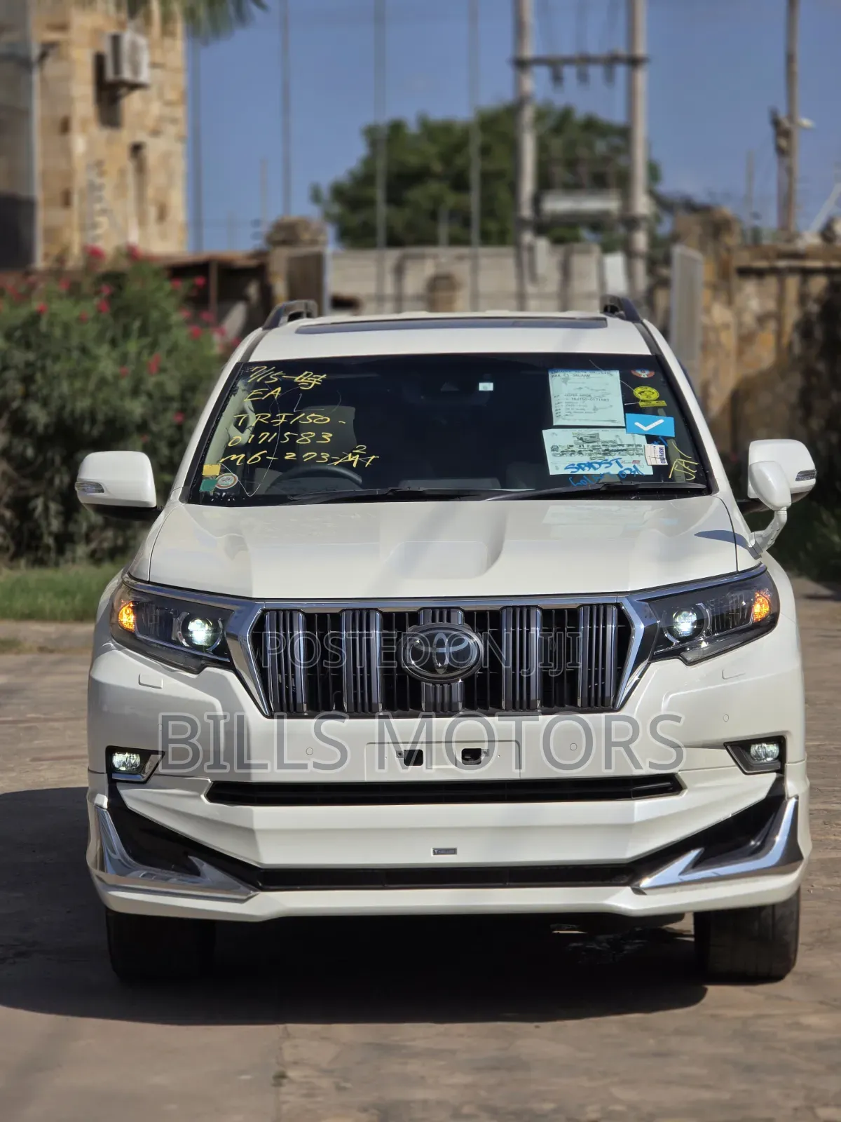 Toyota Land Cruiser Prado 2.7 2023 White