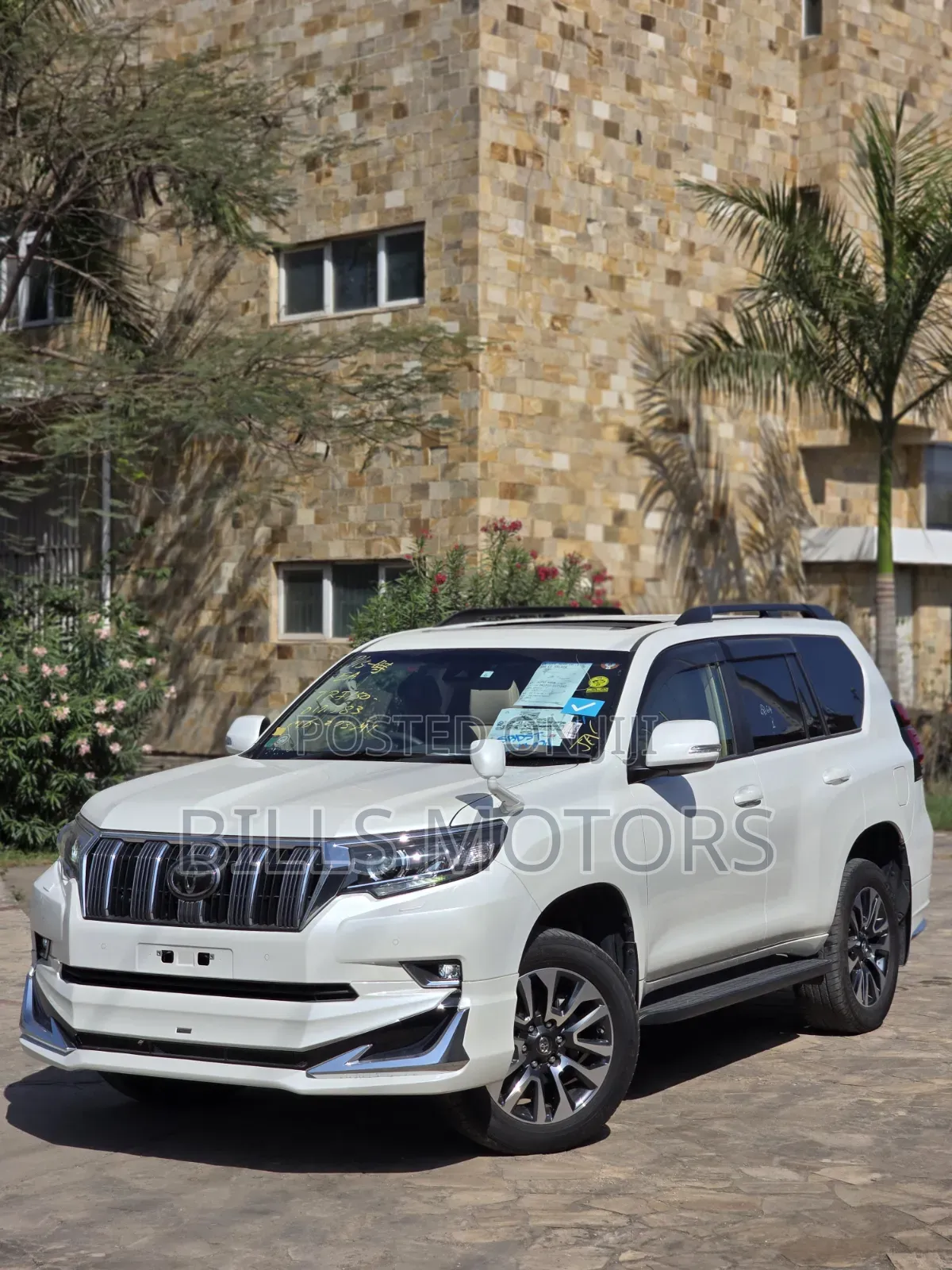 Toyota Land Cruiser Prado 2.7 2023 White