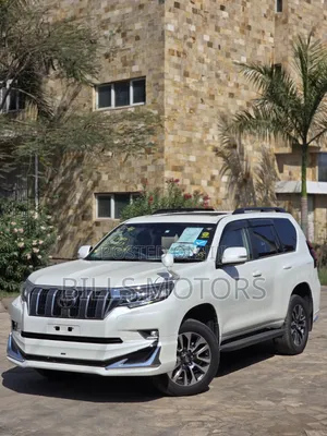 Toyota Land Cruiser Prado 2.7 2023 White