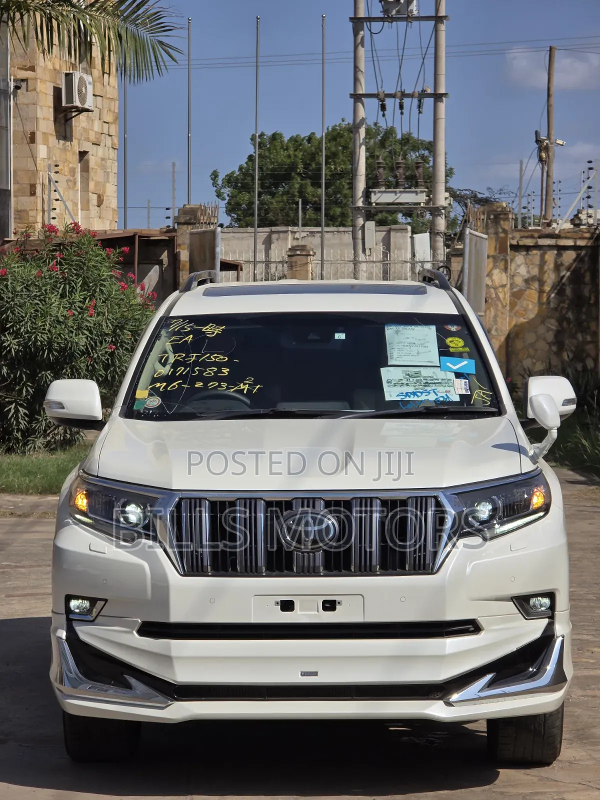 Toyota Land Cruiser Prado 2.7 2023 White