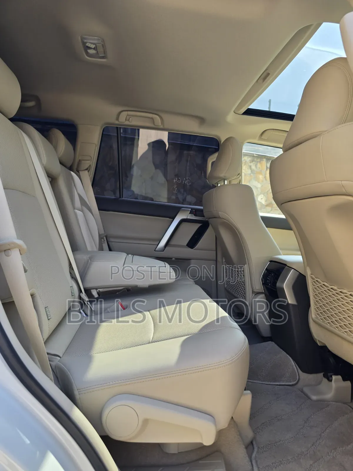 Toyota Land Cruiser Prado 2.7 2023 White