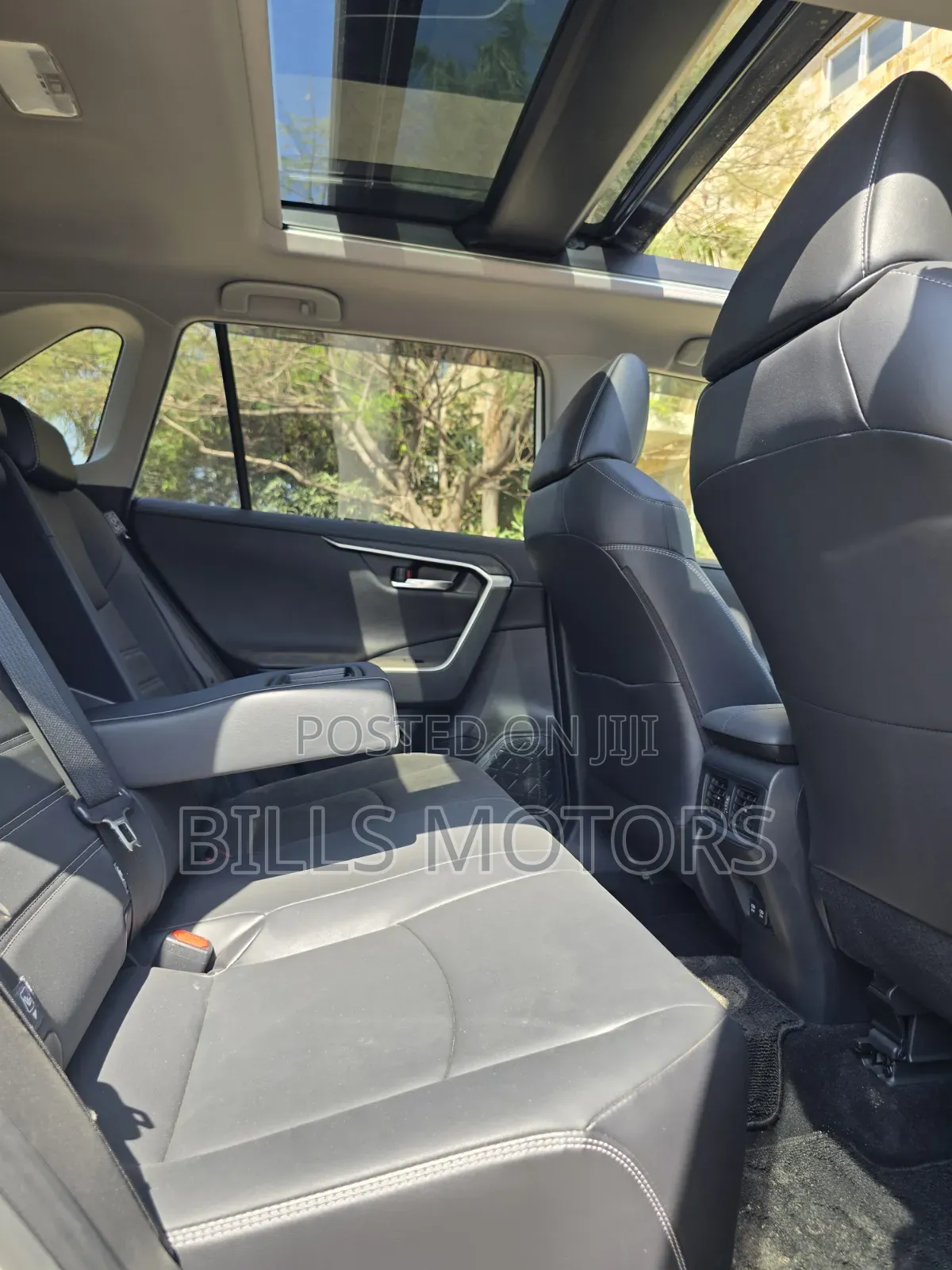 Toyota RAV4 Prime XSE AWD 2023 White