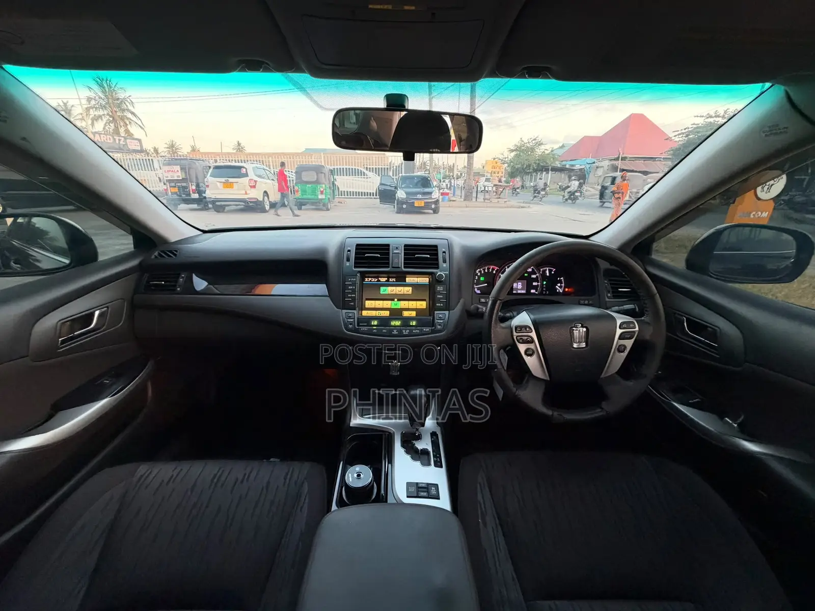 Toyota Crown 2010 Black