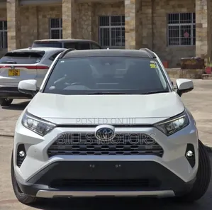 Toyota RAV4 Prime XSE AWD 2023 White