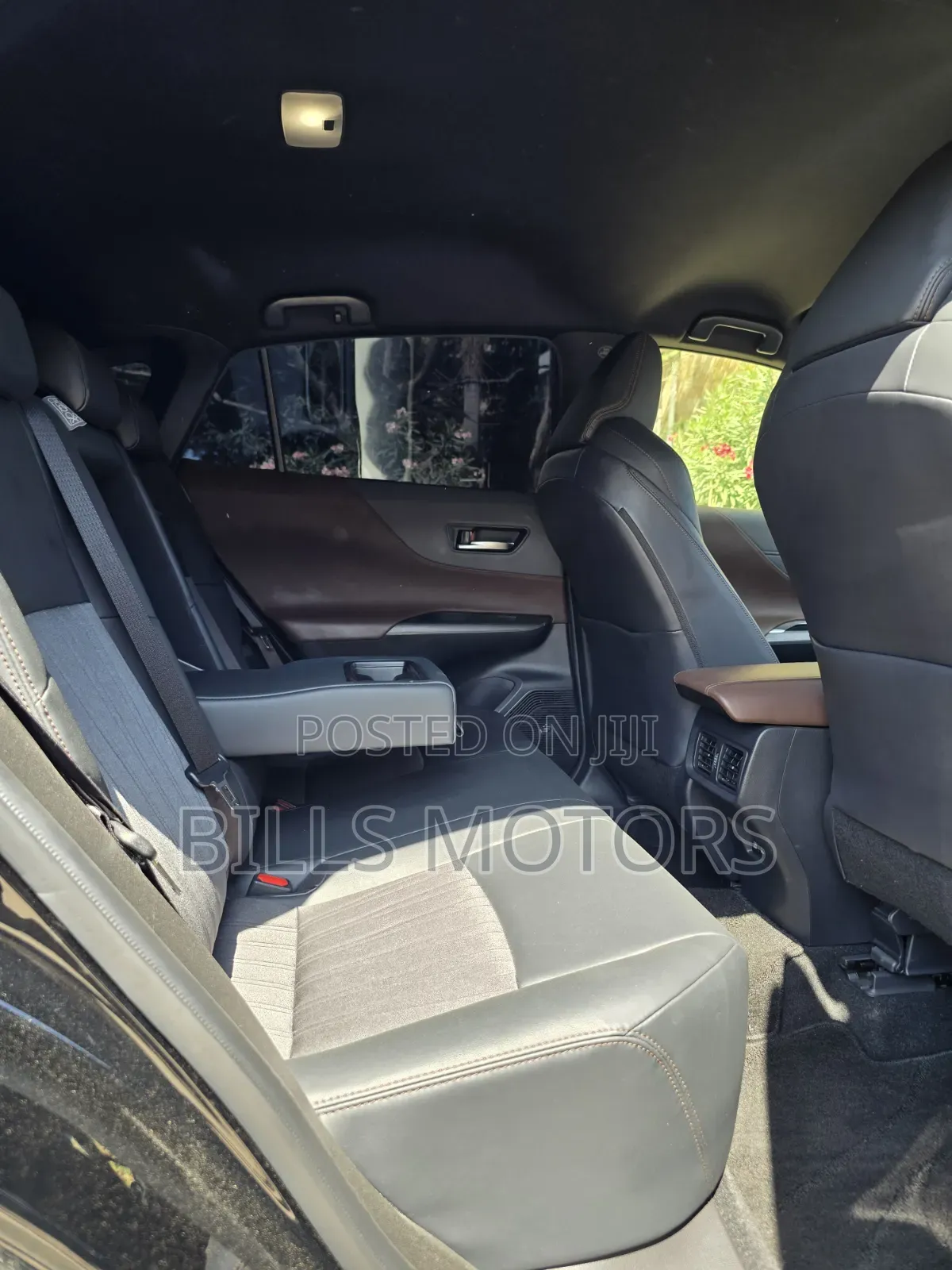 Toyota Harrier 2.0 2020 Black
