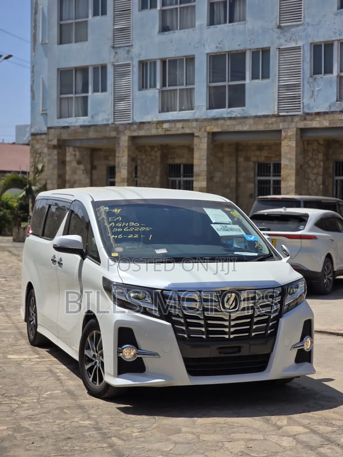 Toyota Alphard 2.5 Hybrid AWD 2016 White