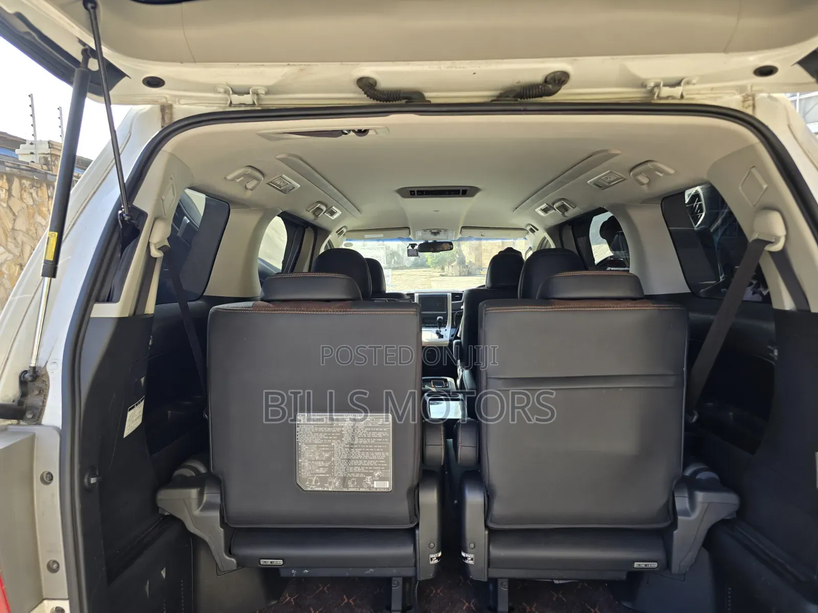 Toyota Alphard 2.4 Petrol AWD 2013 White