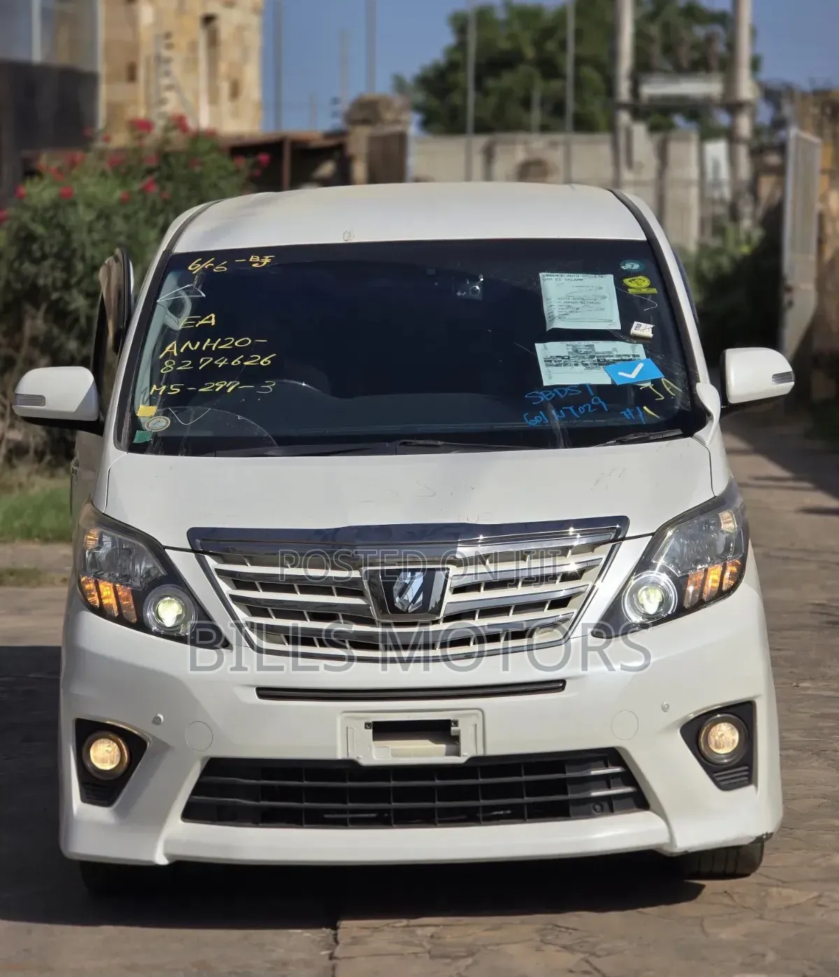 Toyota Alphard 2.4 Petrol AWD 2013 White
