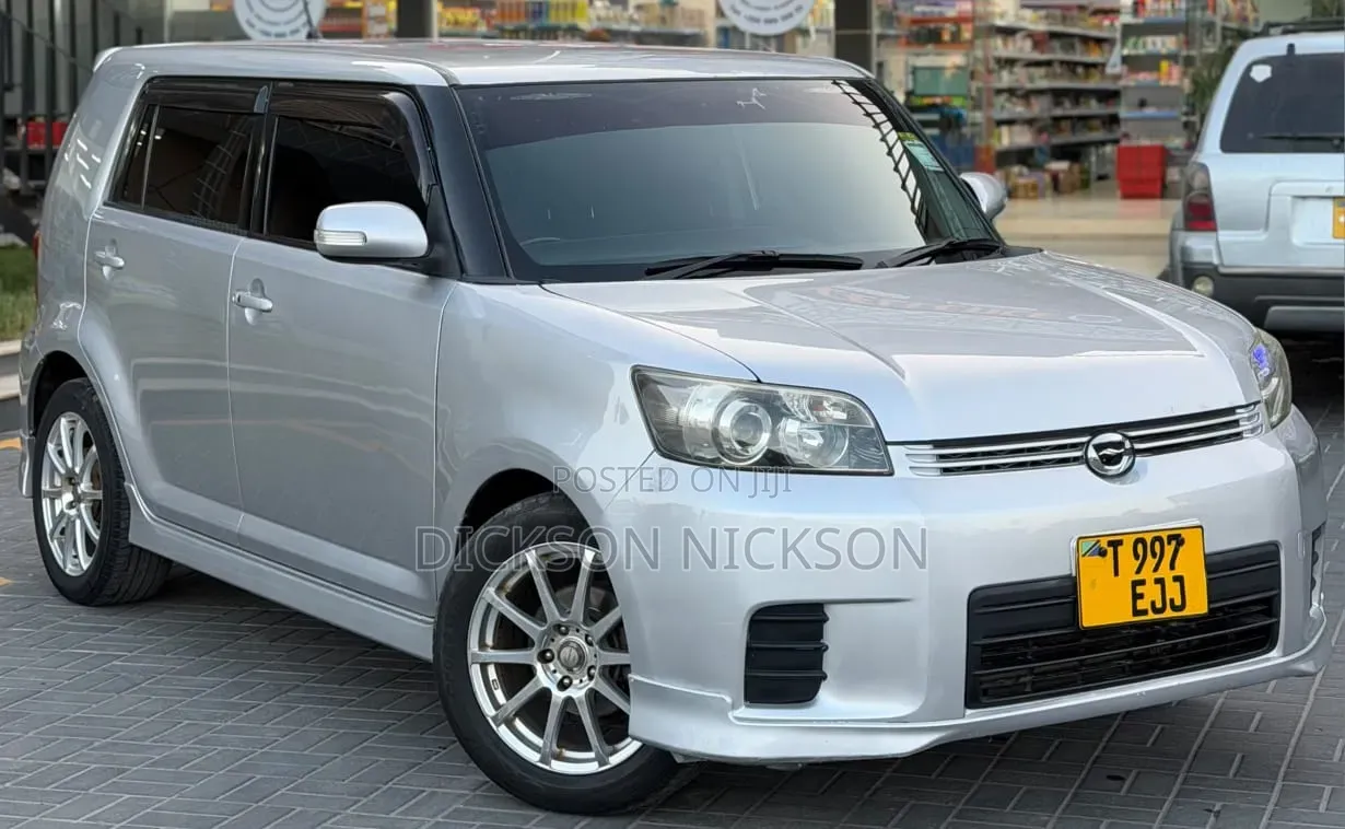 Toyota Rumion 1.5 FWD 2023 Silver