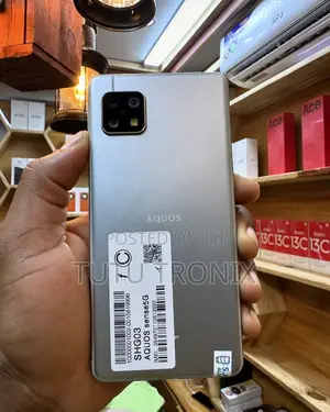 Sharp Aquos sense5G 64 GB Silver