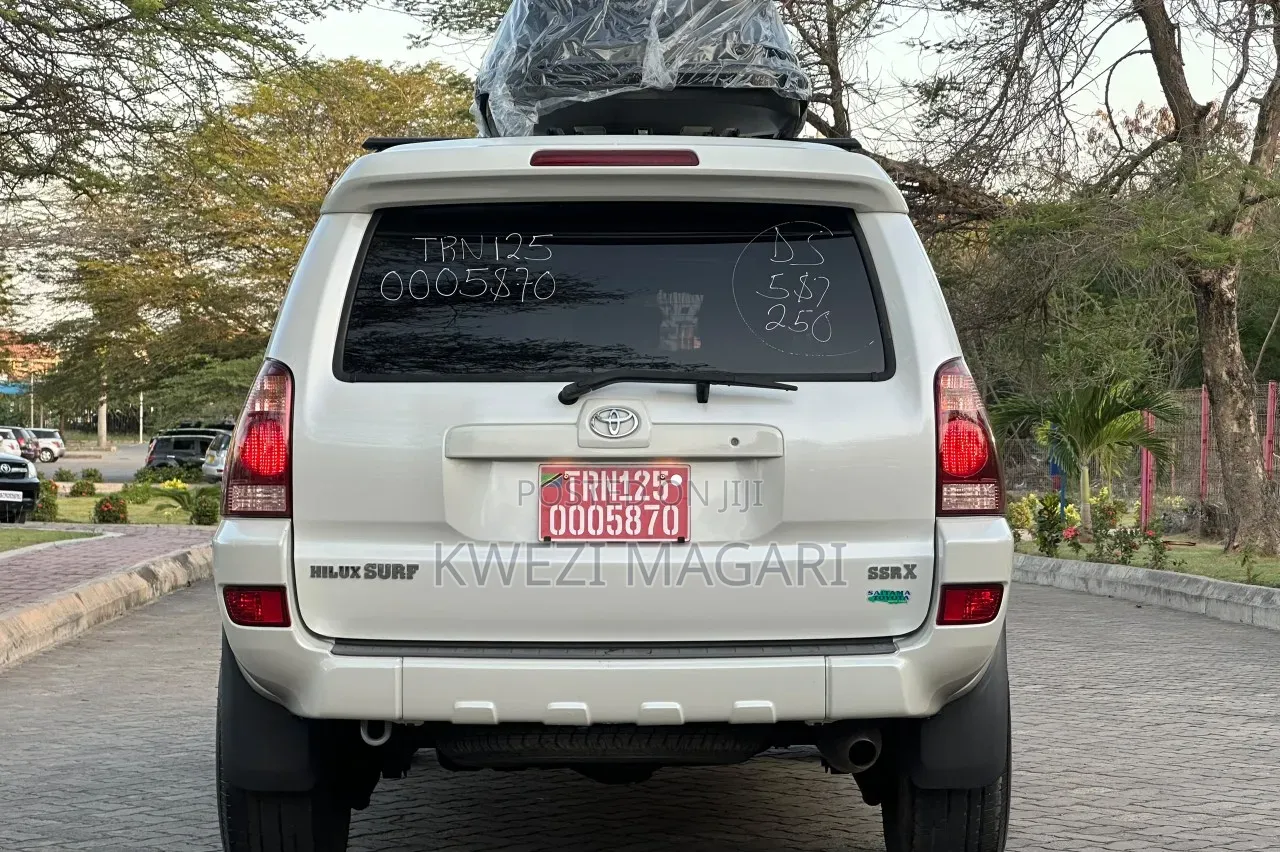 Toyota Hilux Surf 2006 White