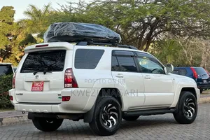 Toyota Hilux Surf 2006 White
