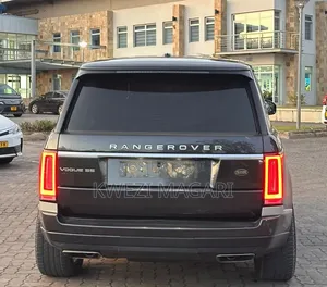 Land Rover Range Rover Vogue 2015 Gray