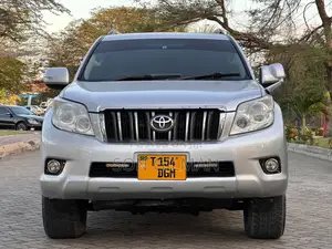 Toyota Land Cruiser Prado 2014 Silver