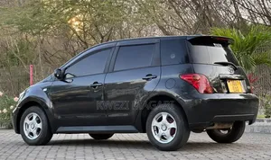 Toyota IST 2003 Black