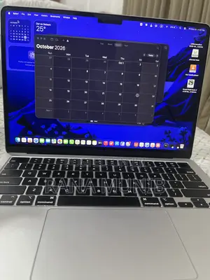 Laptop Apple MacBook Air 2022 M2 8GB Apple M2 SSHD (Hybrid) 256GB