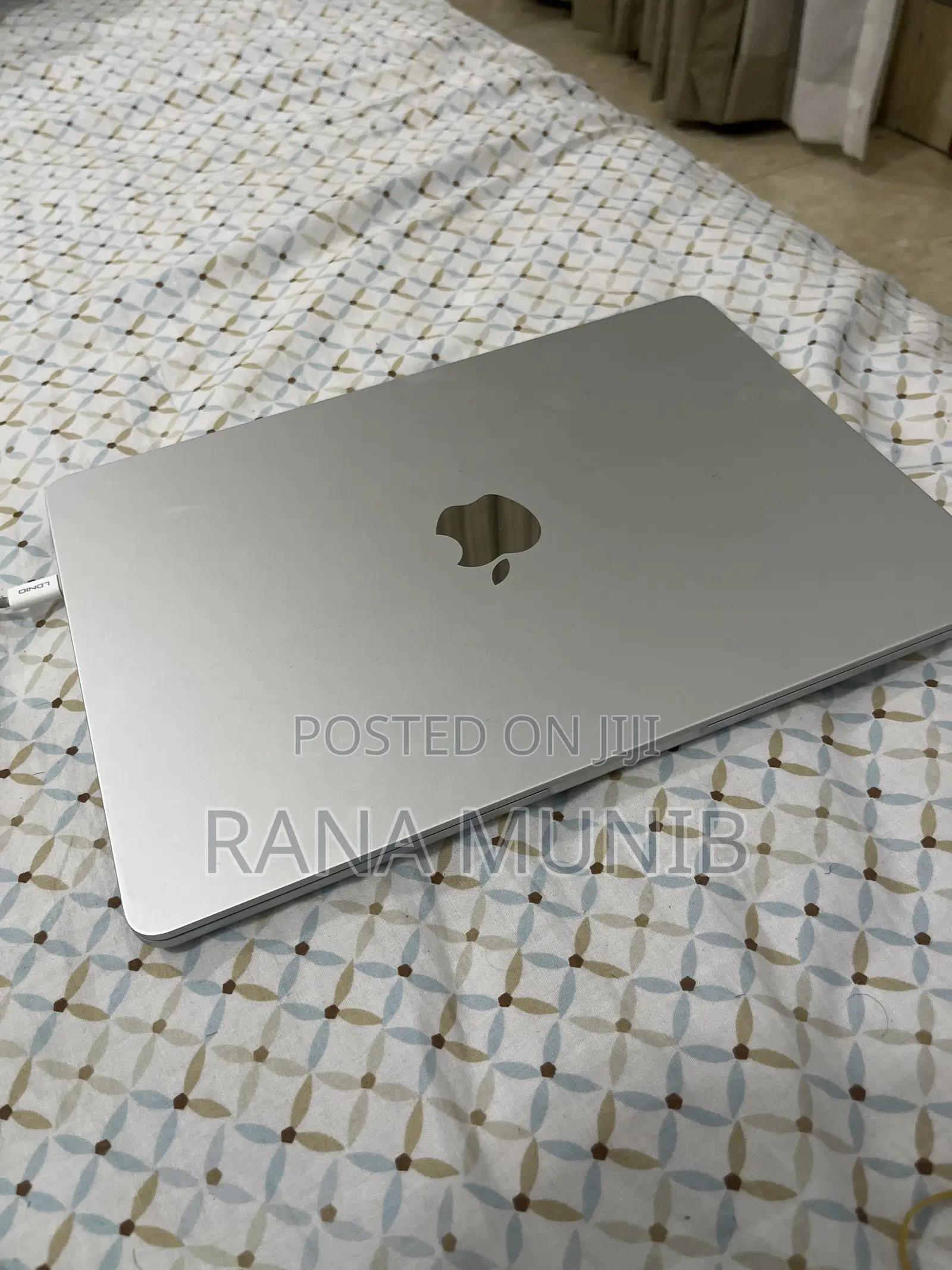Laptop Apple MacBook Air 2022 M2 8GB Apple M2 SSHD (Hybrid) 256GB