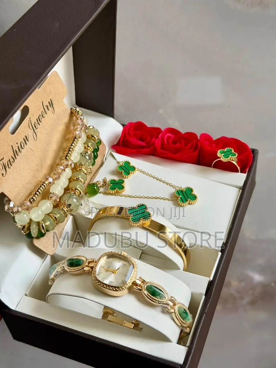New Ladies Set