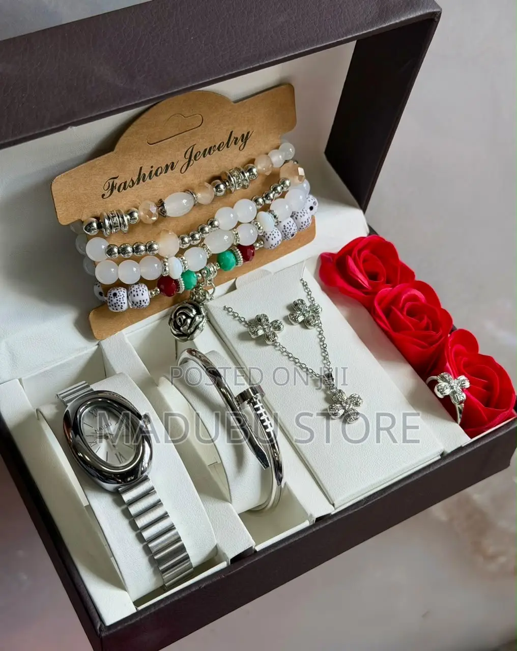 New Ladies Set