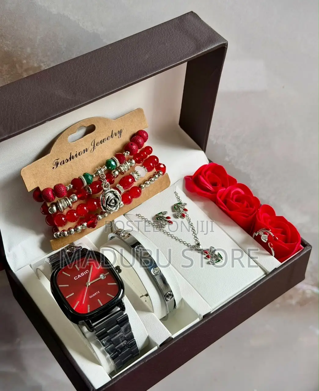 New Ladies Set