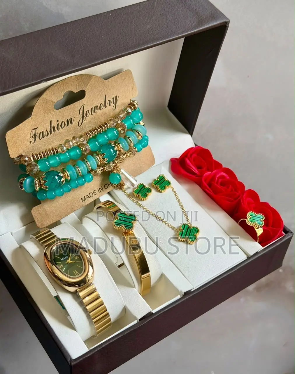 New Ladies Set