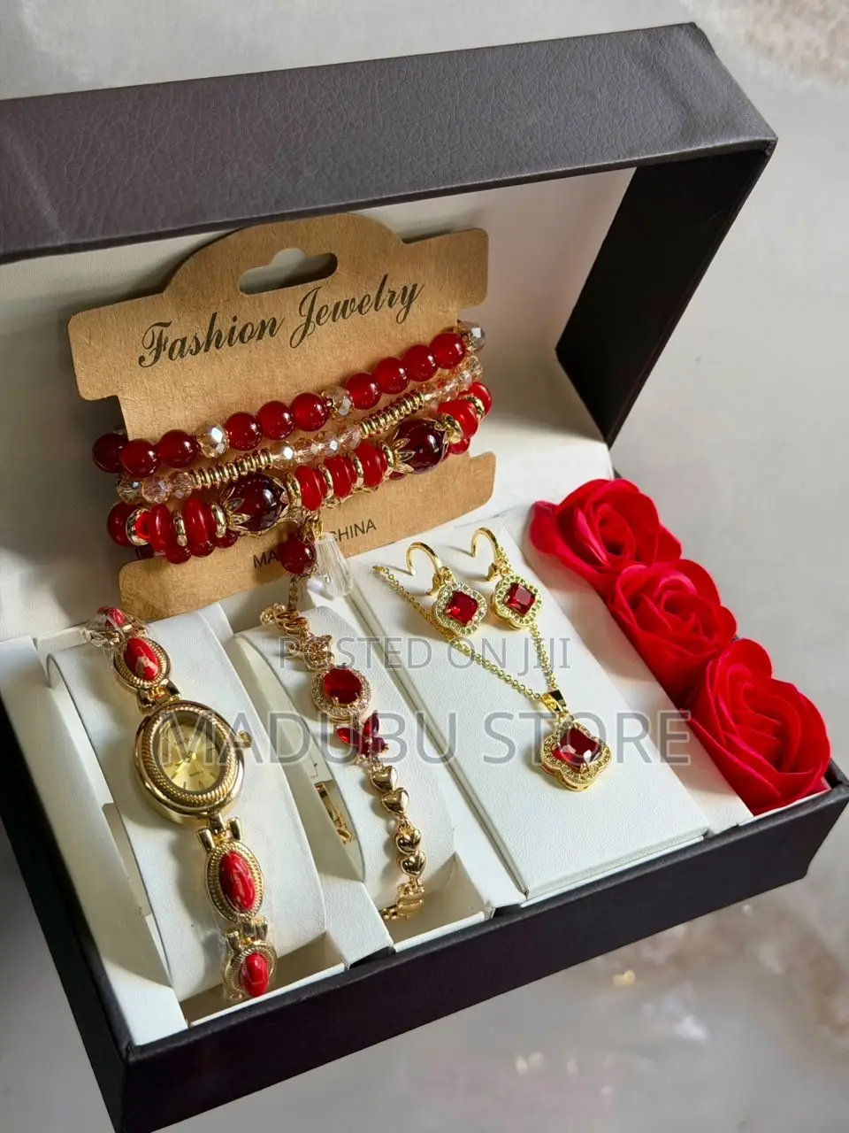 New Ladies Set