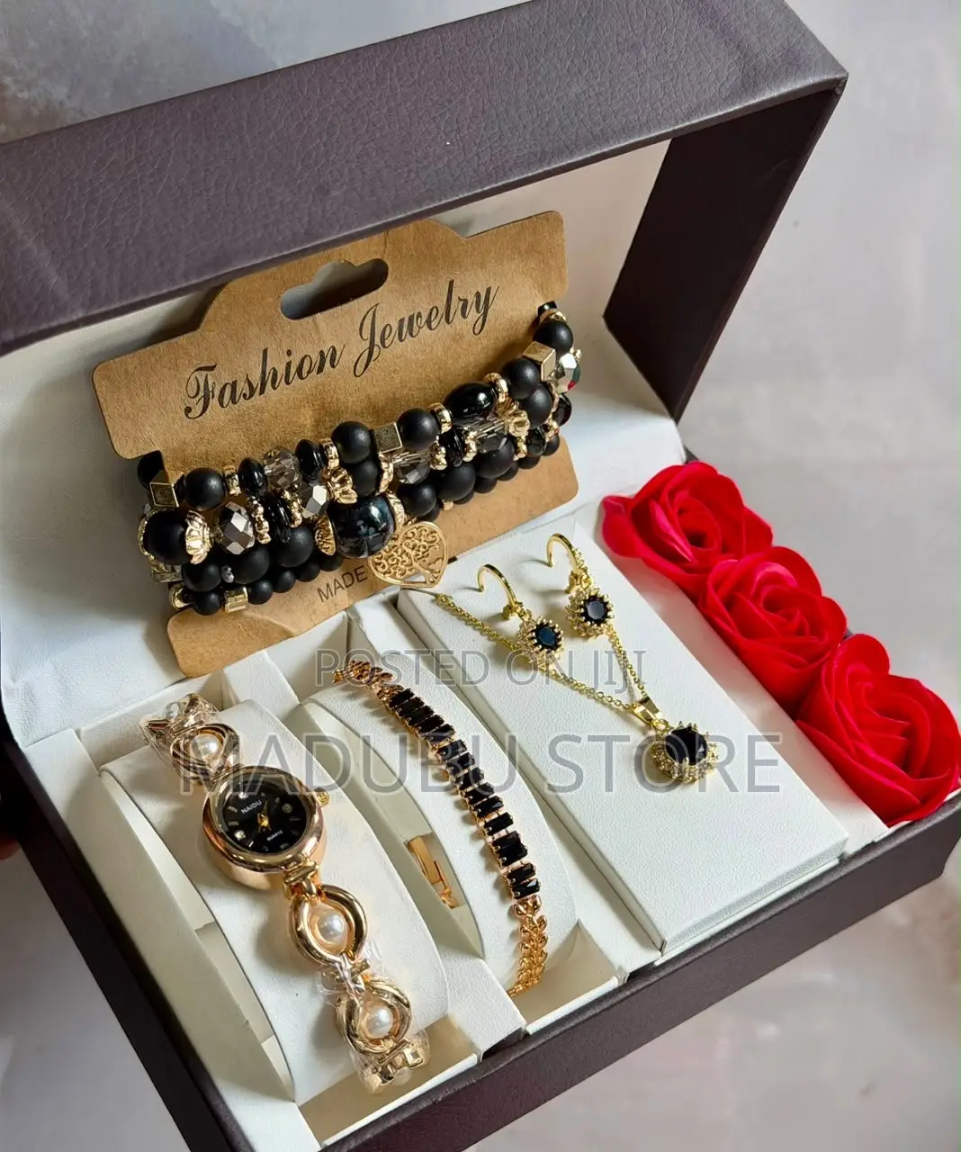 New Ladies Set