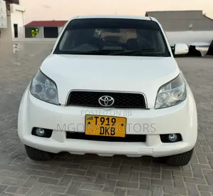 Toyota Rush 2006 White