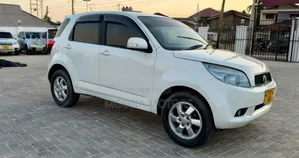Toyota Rush 2006 White