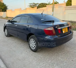 Toyota Premio 2005 Blue