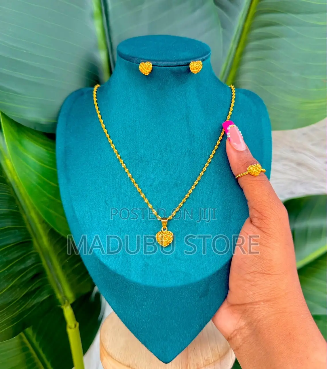 Classy Women Set of Jewerly