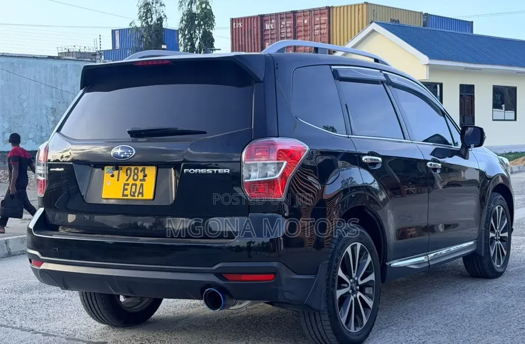 Subaru Forester 2014 Black