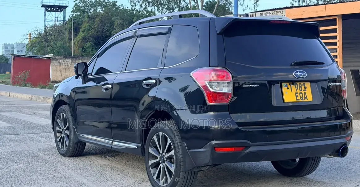 Subaru Forester 2014 Black
