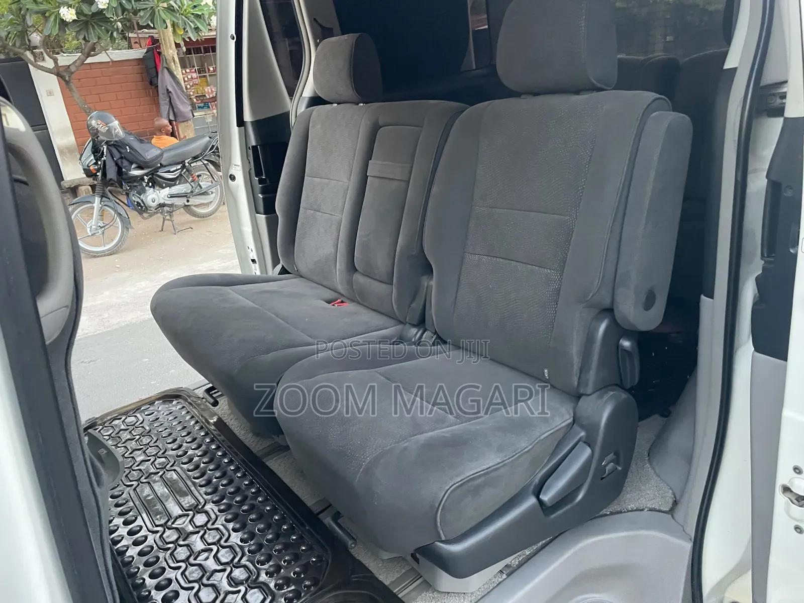 Toyota Vellfire 2008 Pearl