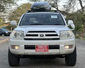 Toyota Hilux Surf 2.7 SSR 2006 White