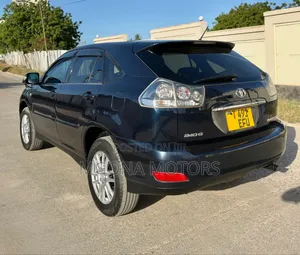 Toyota Harrier 2006 Blue
