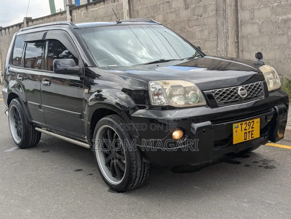 Nissan X-Trail 2004 Black