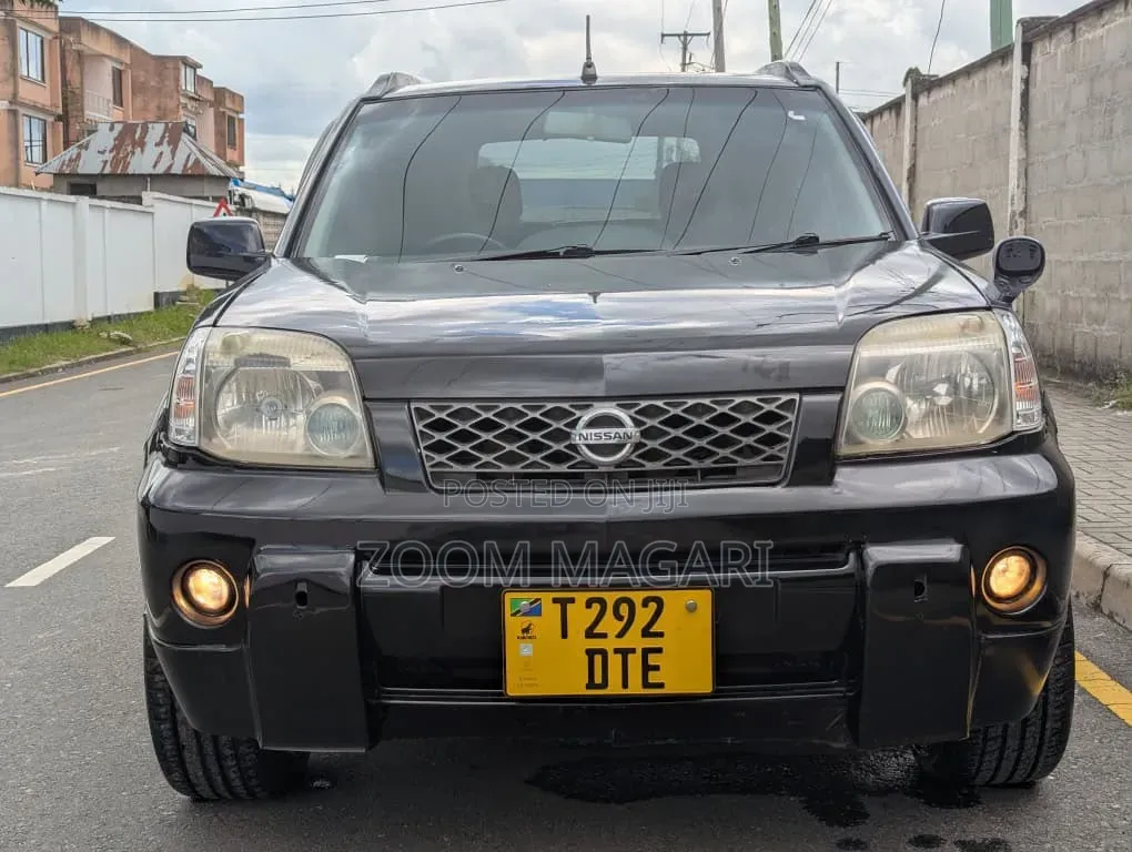 Nissan X-Trail 2004 Black