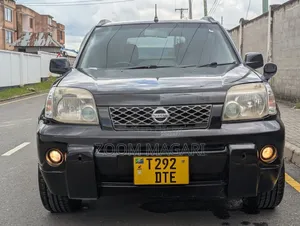 Nissan X-Trail 2004 Black
