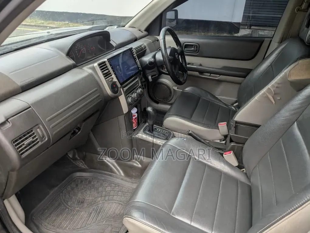 Nissan X-Trail 2004 Black