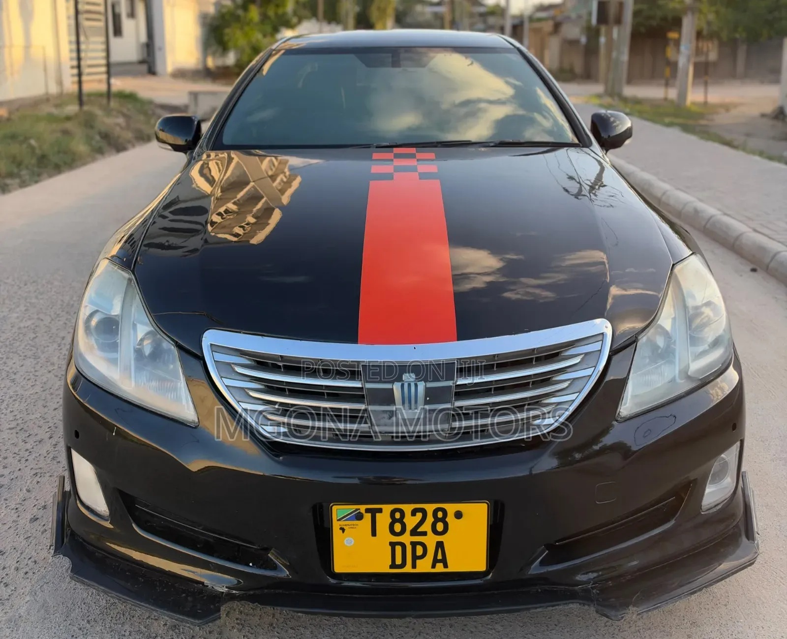 Toyota Crown 2010 Maroon