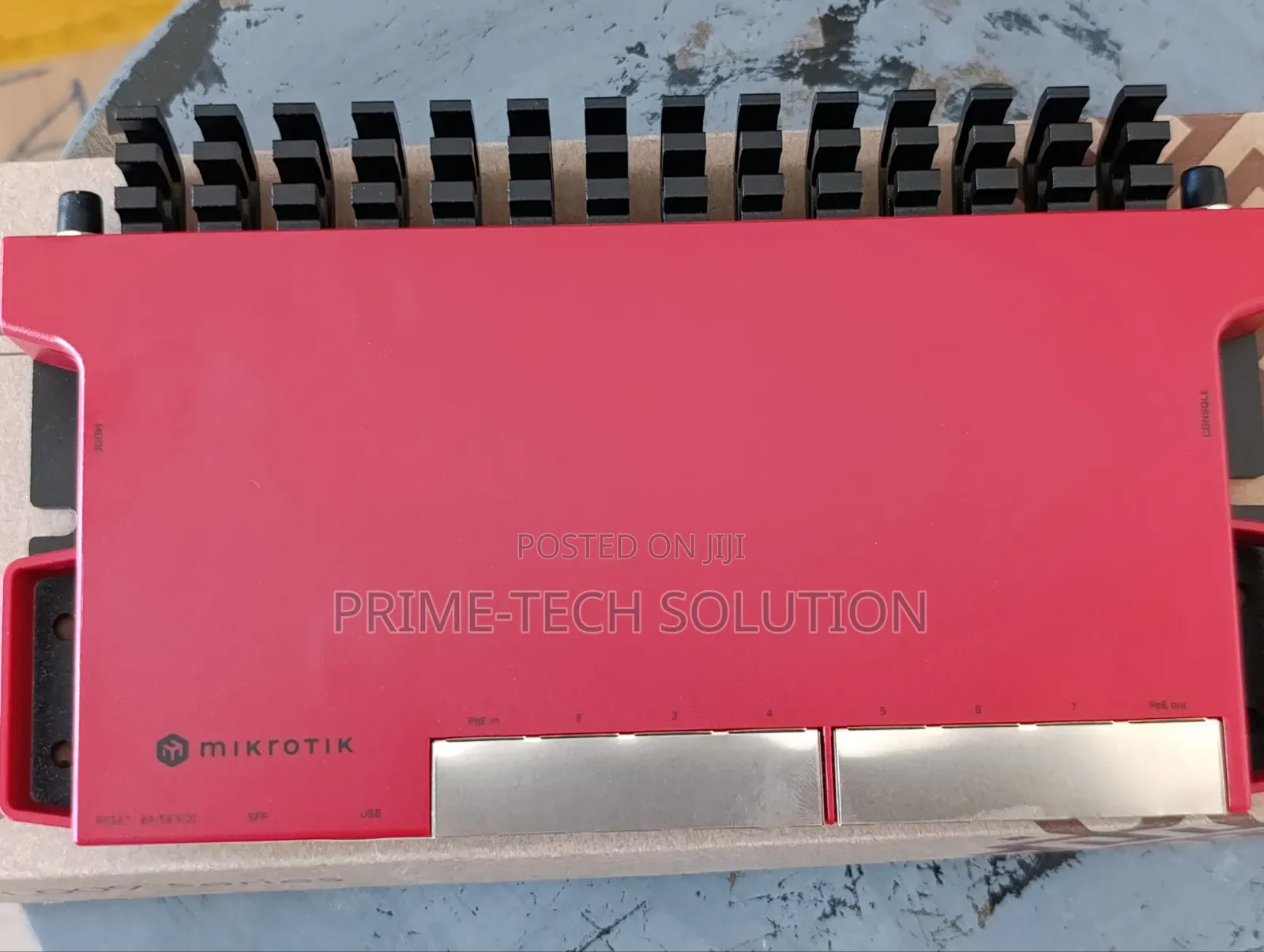 MikroTik L009UiGS-2HaxD-in WiFi 6 Router 8 Gigabit + SFP | TZ