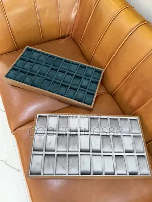 Jipatie Box Nzuri Za Kuifadhia Saa Zako Za Gharama