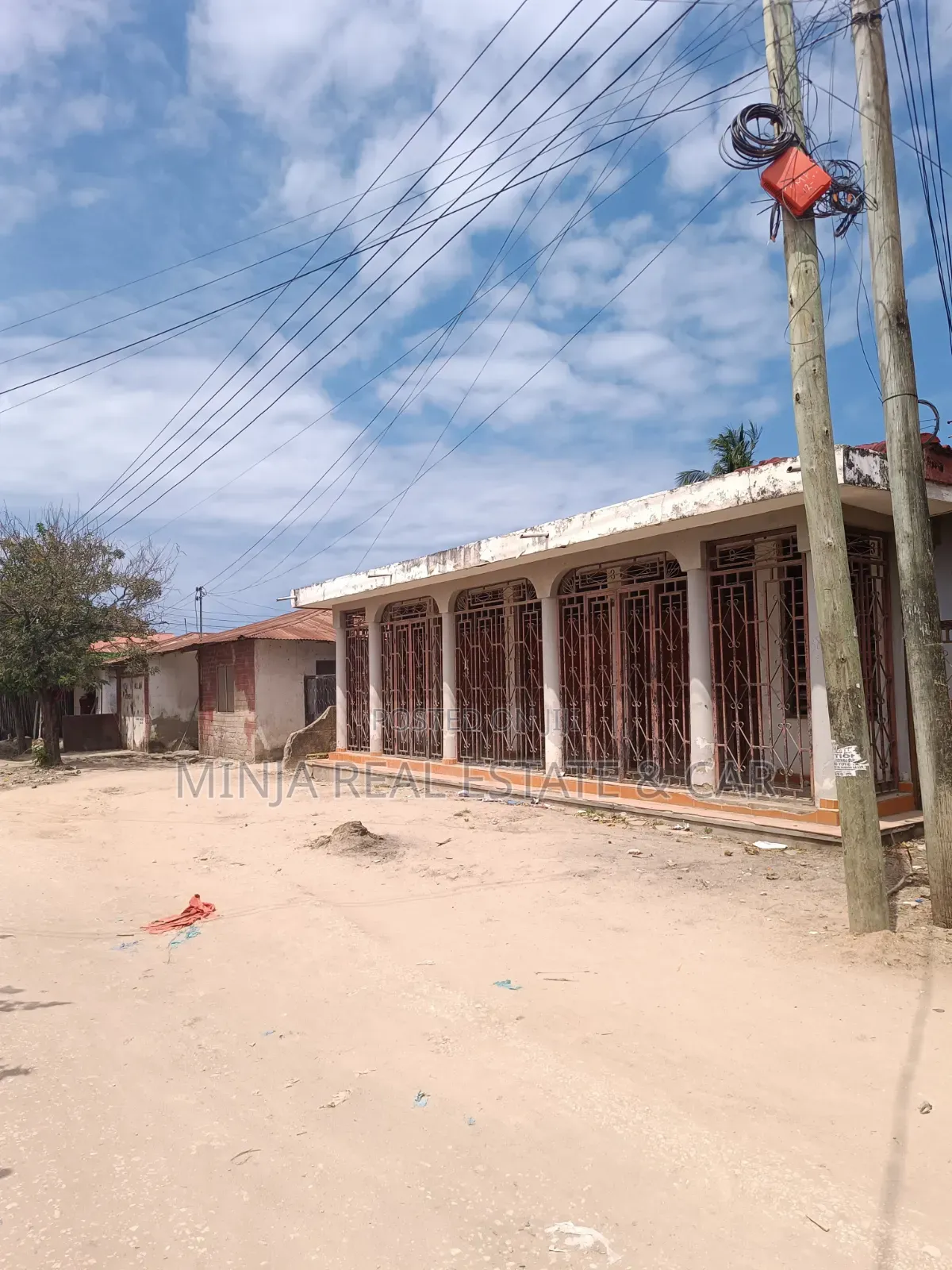 12bdrm House in Kinondoni for sale