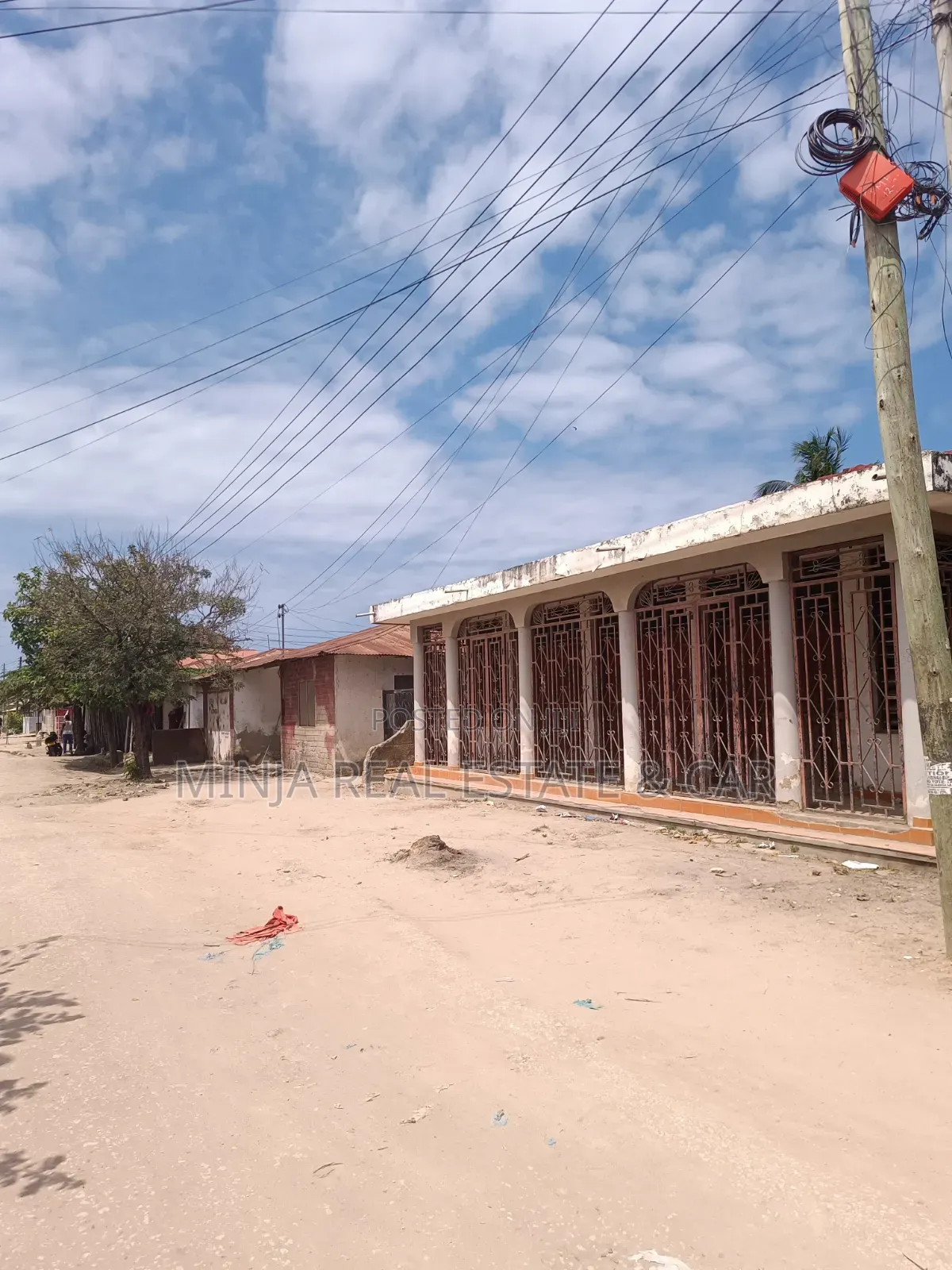 12bdrm House in Kinondoni for sale