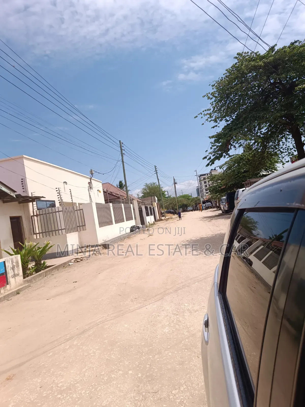 12bdrm House in Kinondoni for sale